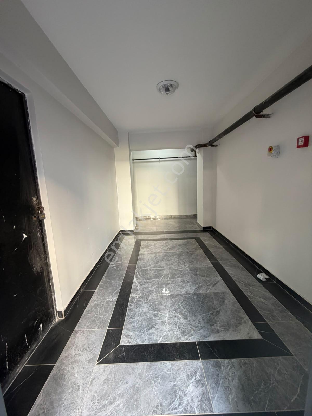 Bandırma Mavi Emlaktan Yeni Mahallede Ara Kat 1+1 Satılık Daire - Görsel 31