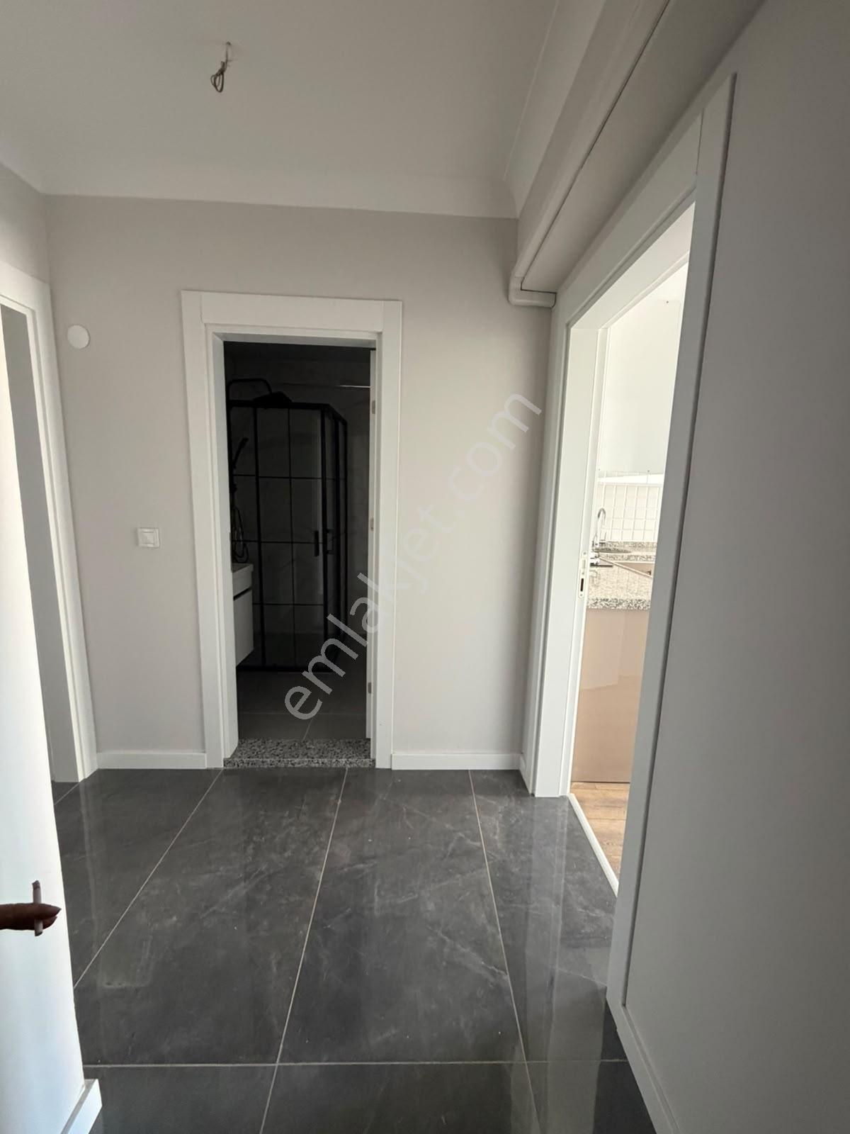 Bandırma Mavi Emlaktan Yeni Mahallede Ara Kat 1+1 Satılık Daire - Görsel 35