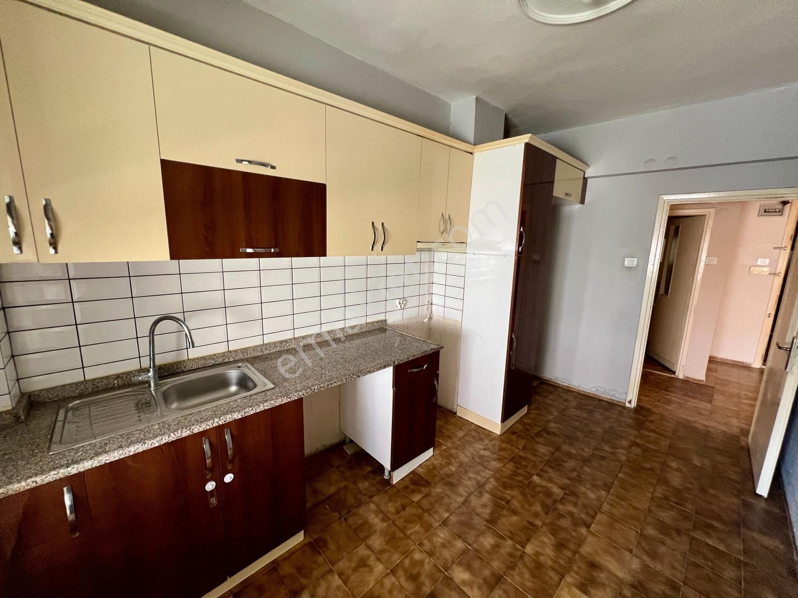 Zerdalilik'te 3+1 Ayrı Mutfaklı Geniş Satılık Daire - Görsel 31
