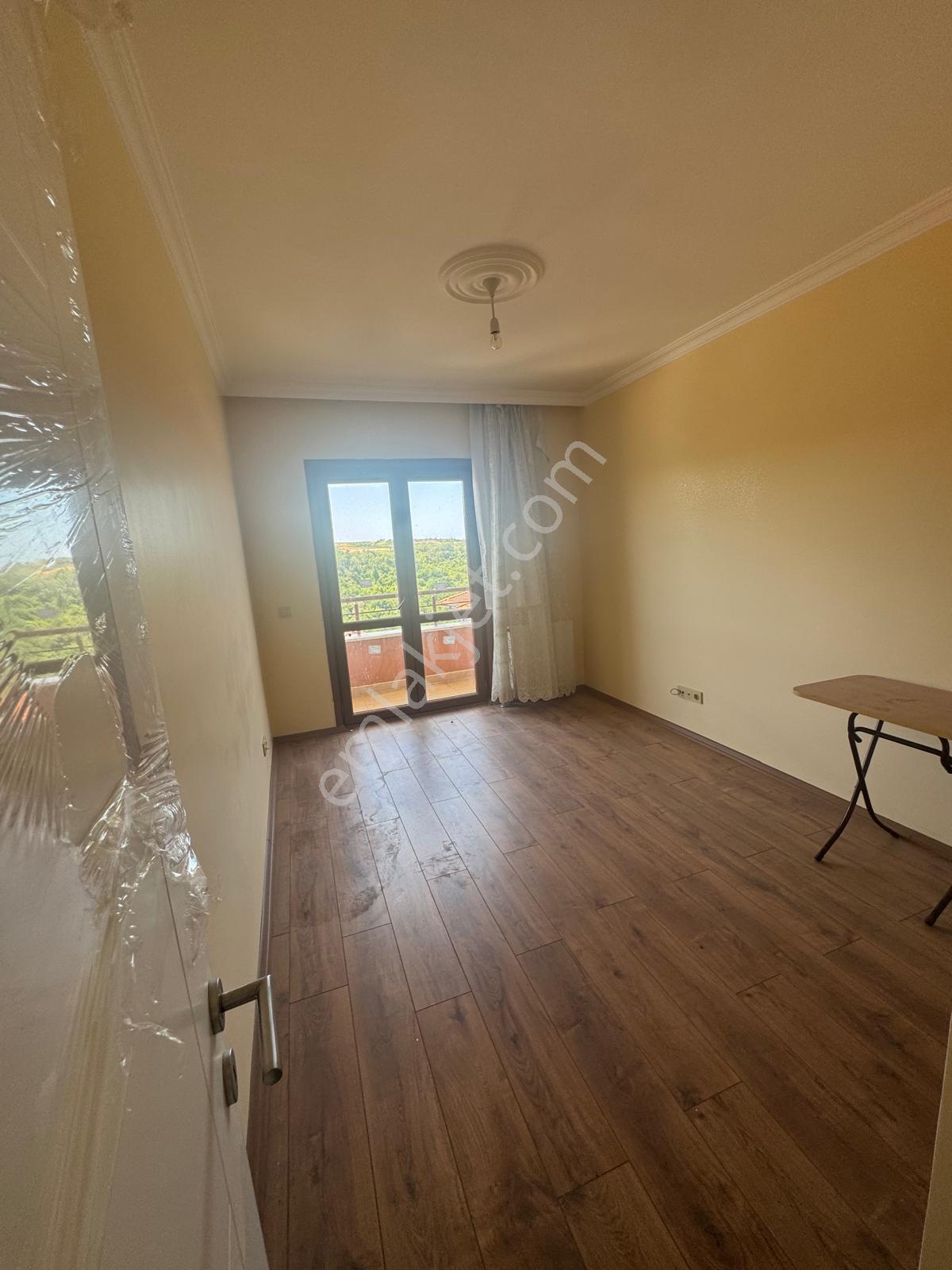 Riva Flora Evleri Kullanışlı,müstakil 5+1masrafsız Kiralık Villa - Görsel 9