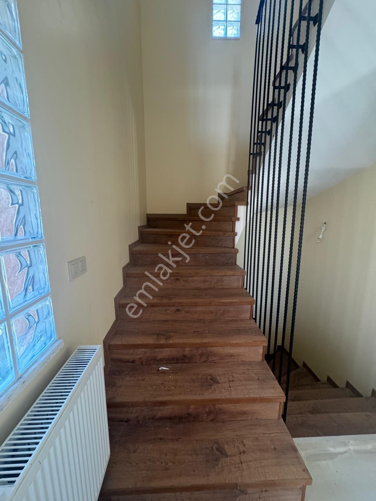 Riva Flora Evleri Kullanışlı,müstakil 5+1masrafsız Kiralık Villa - Görsel 13