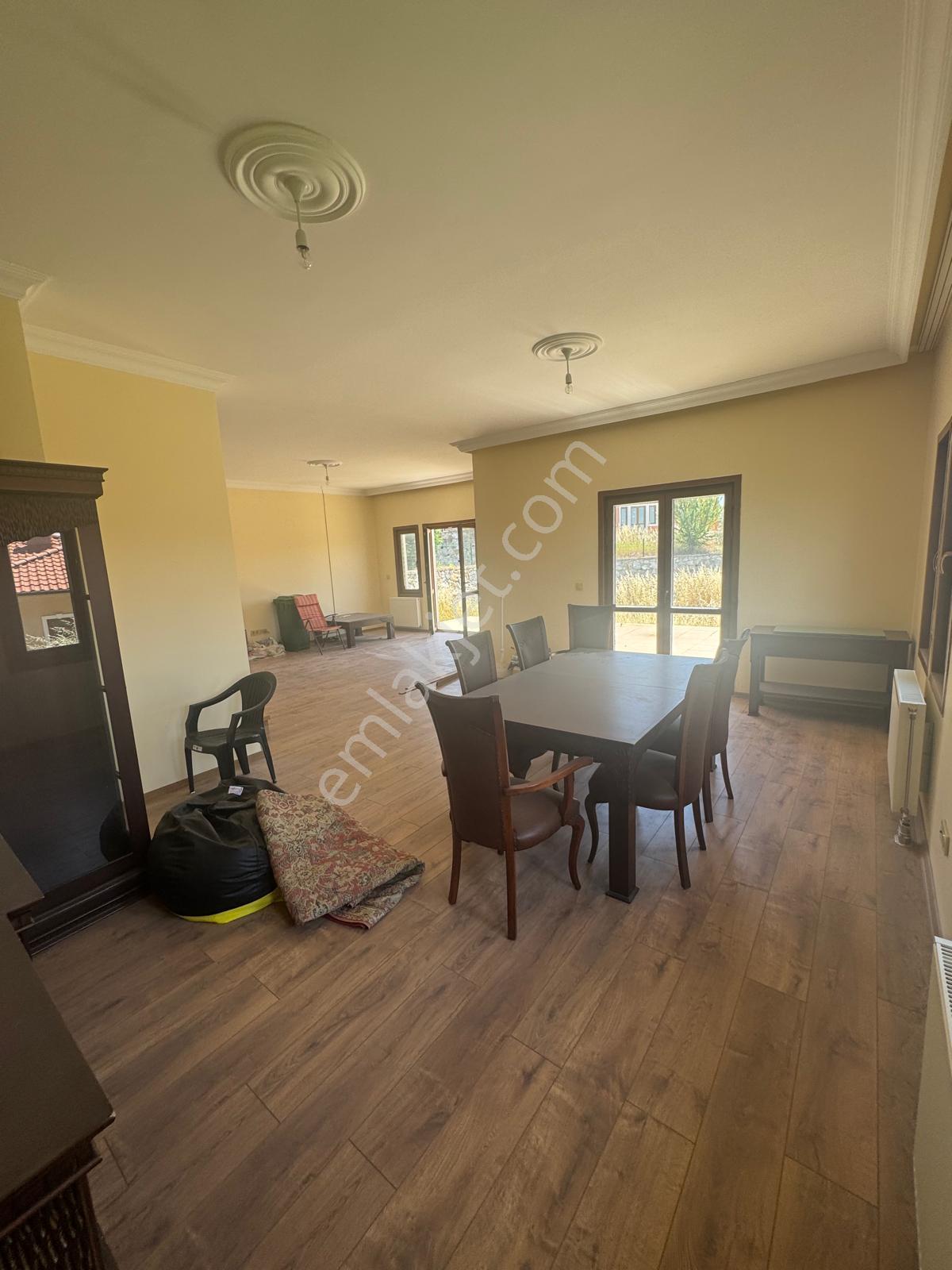 Riva Flora Evleri Kullanışlı,müstakil 5+1masrafsız Kiralık Villa - Görsel 6