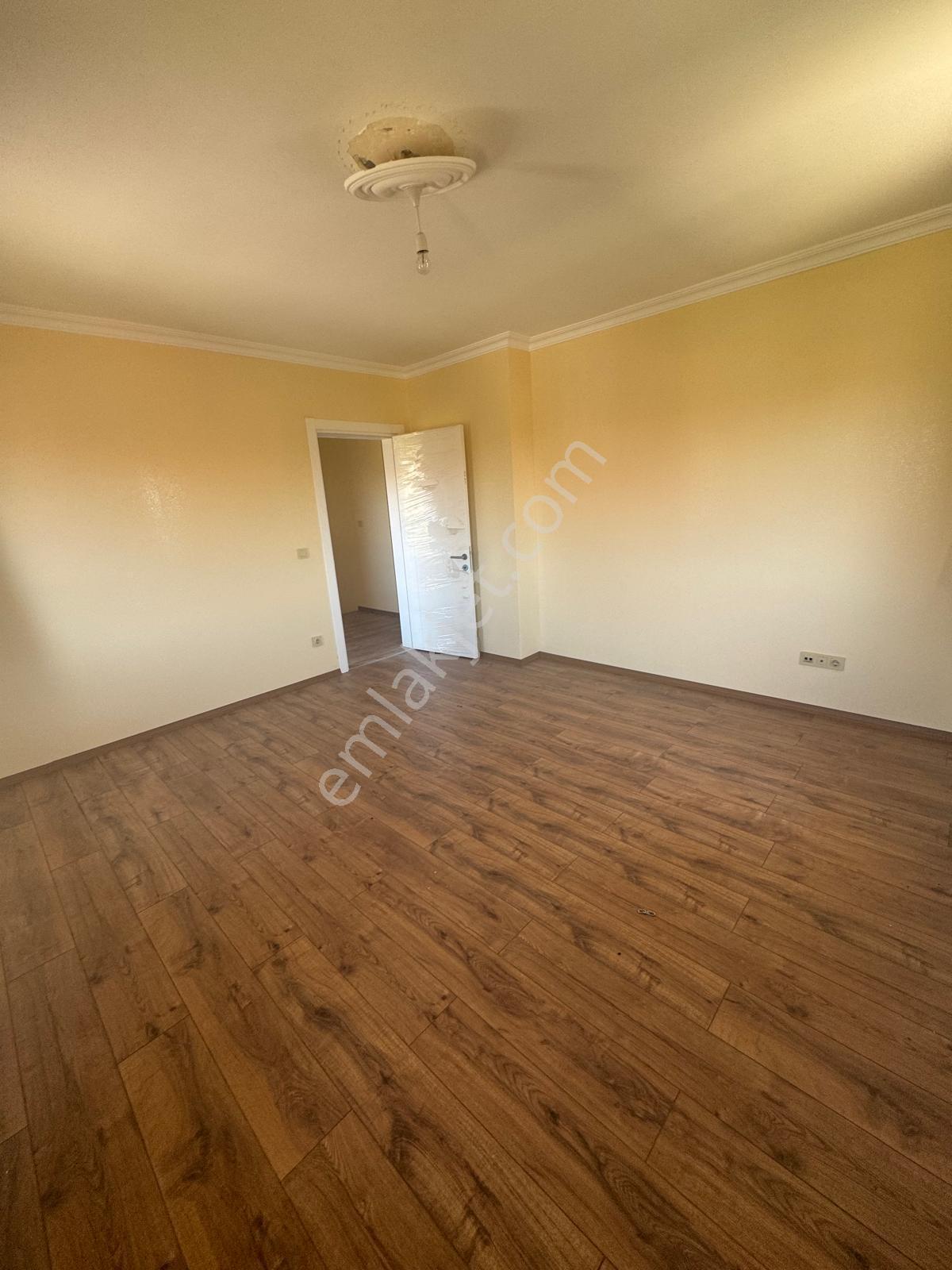 Riva Flora Evleri Kullanışlı,müstakil 5+1masrafsız Kiralık Villa - Görsel 15