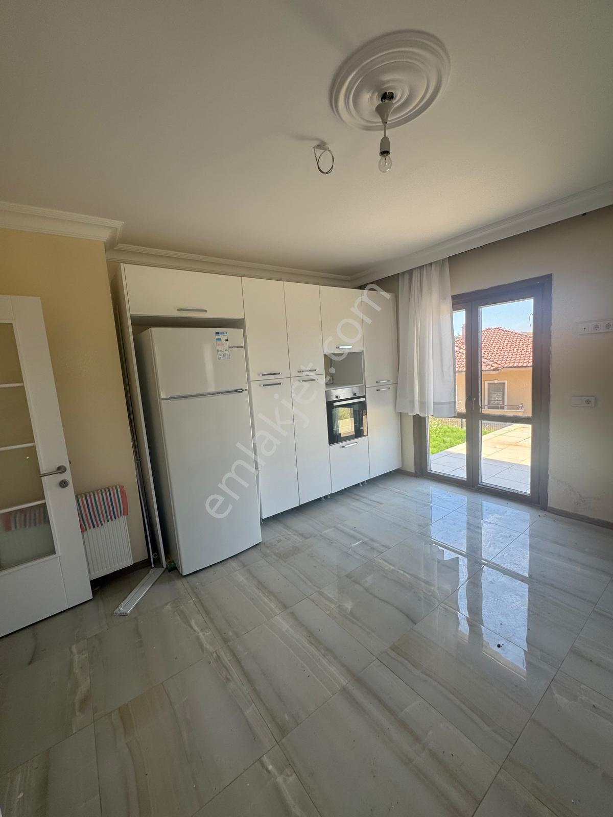 Riva Flora Evleri Kullanışlı,müstakil 5+1masrafsız Kiralık Villa - Görsel 10