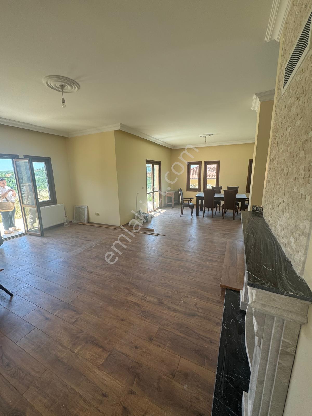 Riva Flora Evleri Kullanışlı,müstakil 5+1masrafsız Kiralık Villa - Görsel 5