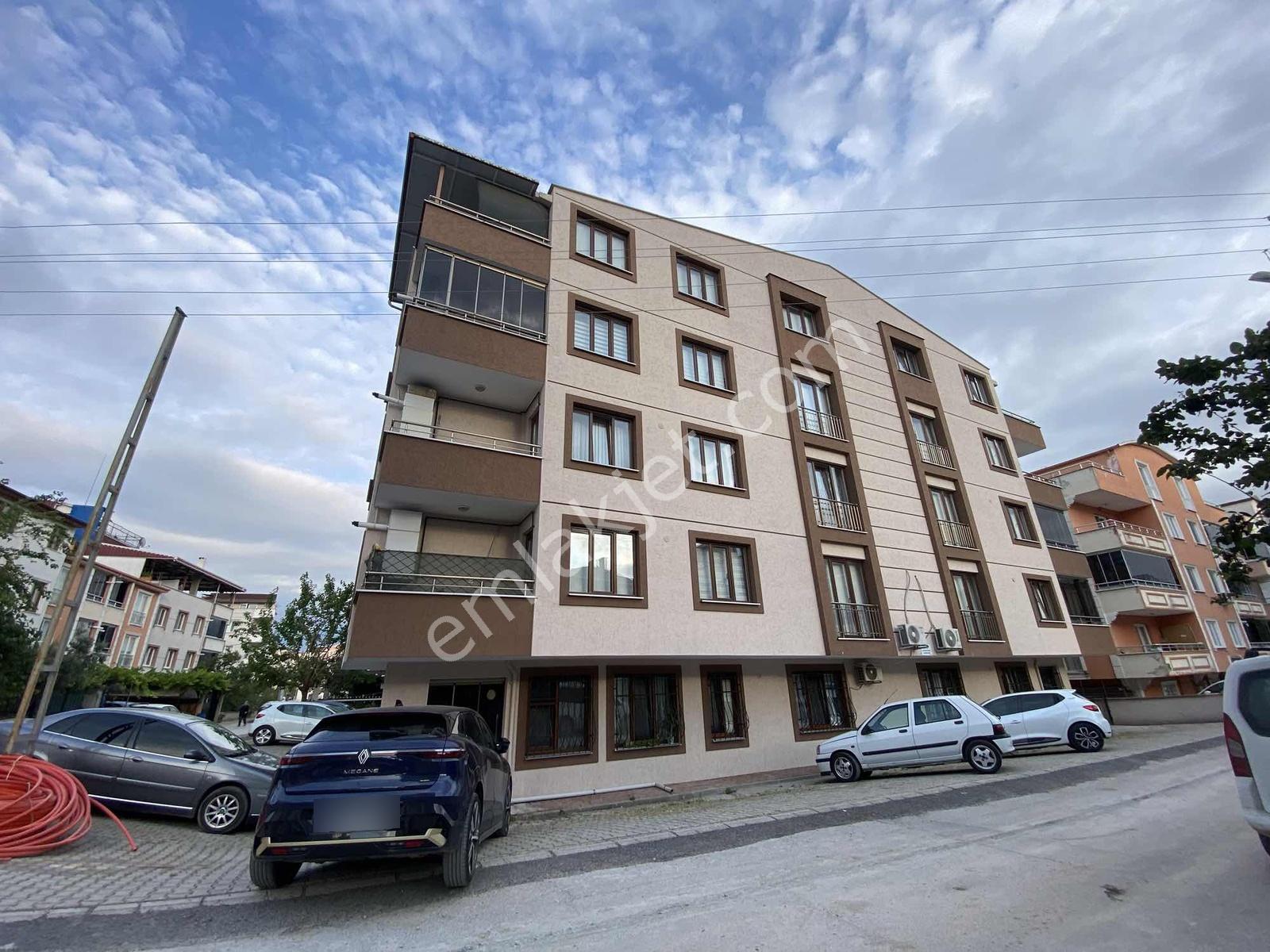 Demirtaş Cumhuriyet Mh.'de Bakımlı, Temiz, Masrafsız Satılık 2+1 - Görsel 9