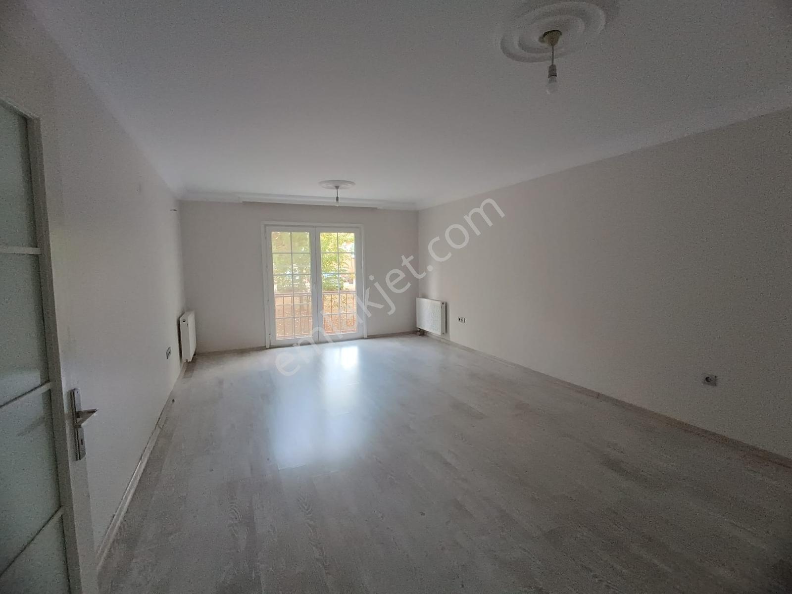 Remax Hür Ali Kutanis'ten Korucuk Baytur'da Kiralık 3+1 Daire - Görsel 19