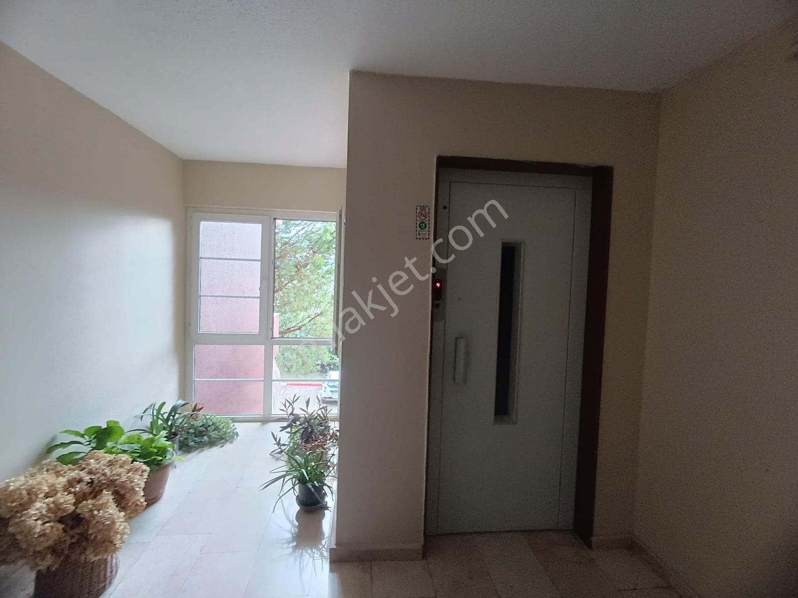 Remax Hür Ali Kutanis'ten Korucuk Baytur'da Kiralık 3+1 Daire - Görsel 9
