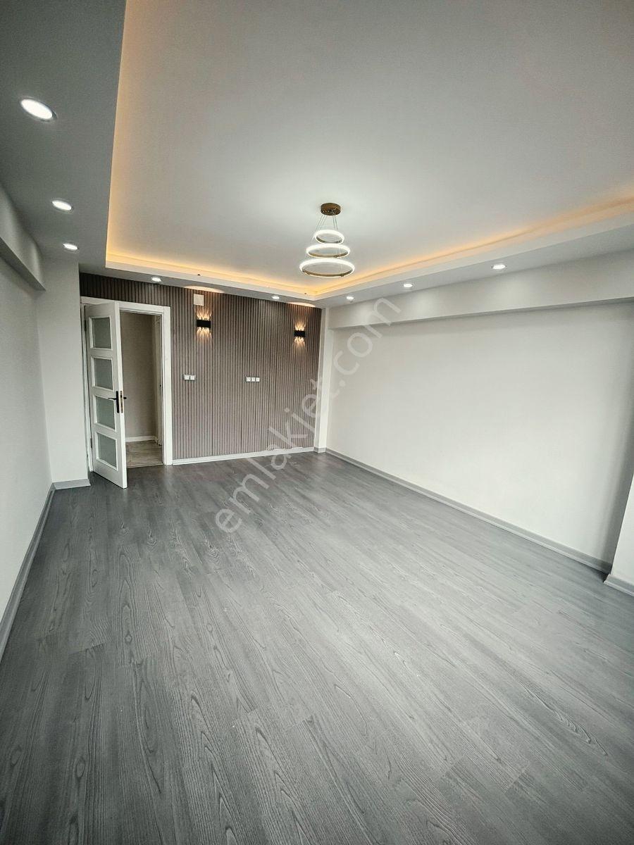 Mavi Bulvar Groseri Market Civarı Full Extralı Daire - Görsel 9