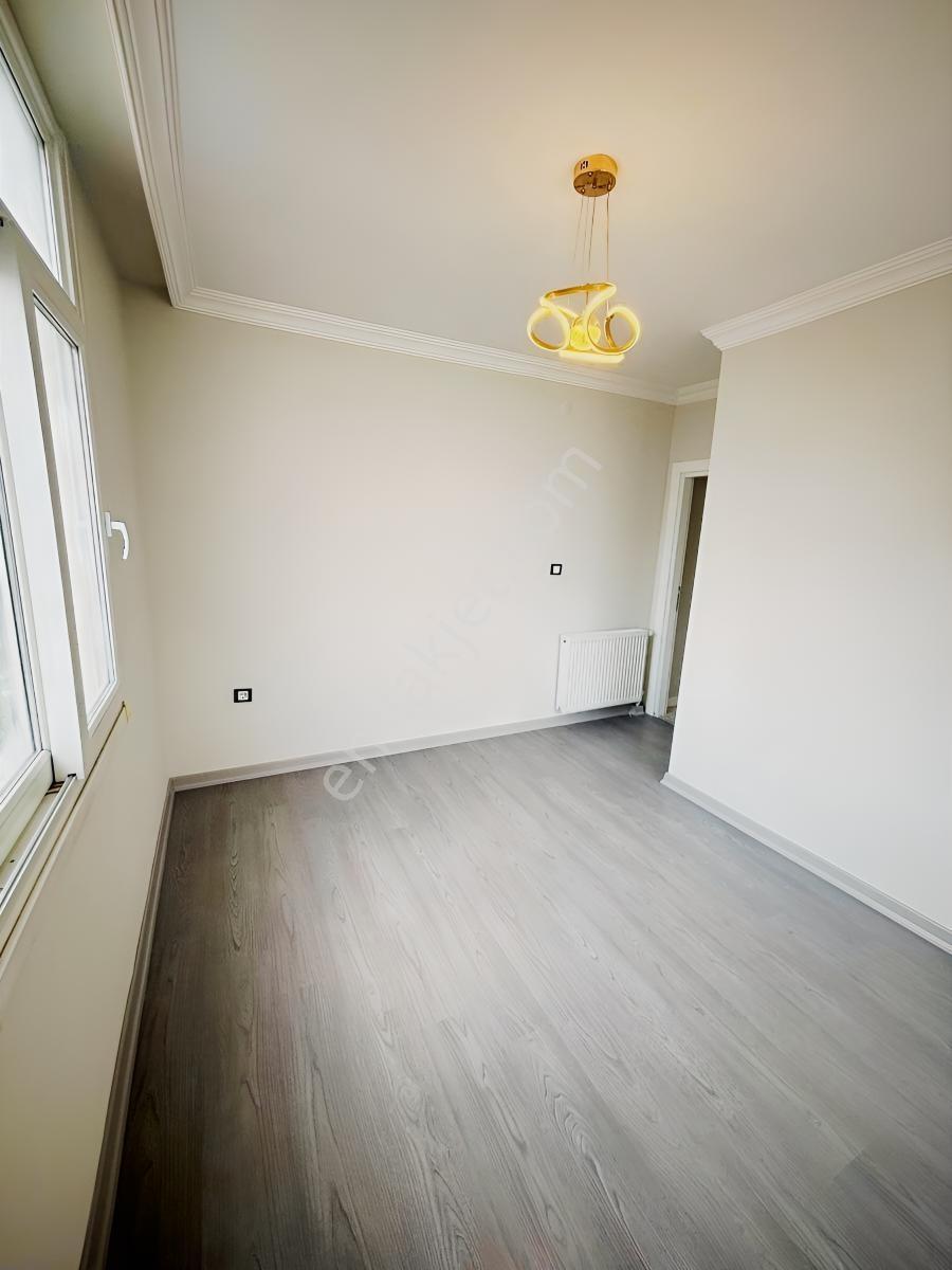 Mavi Bulvar Groseri Market Civarı Full Extralı Daire - Görsel 12