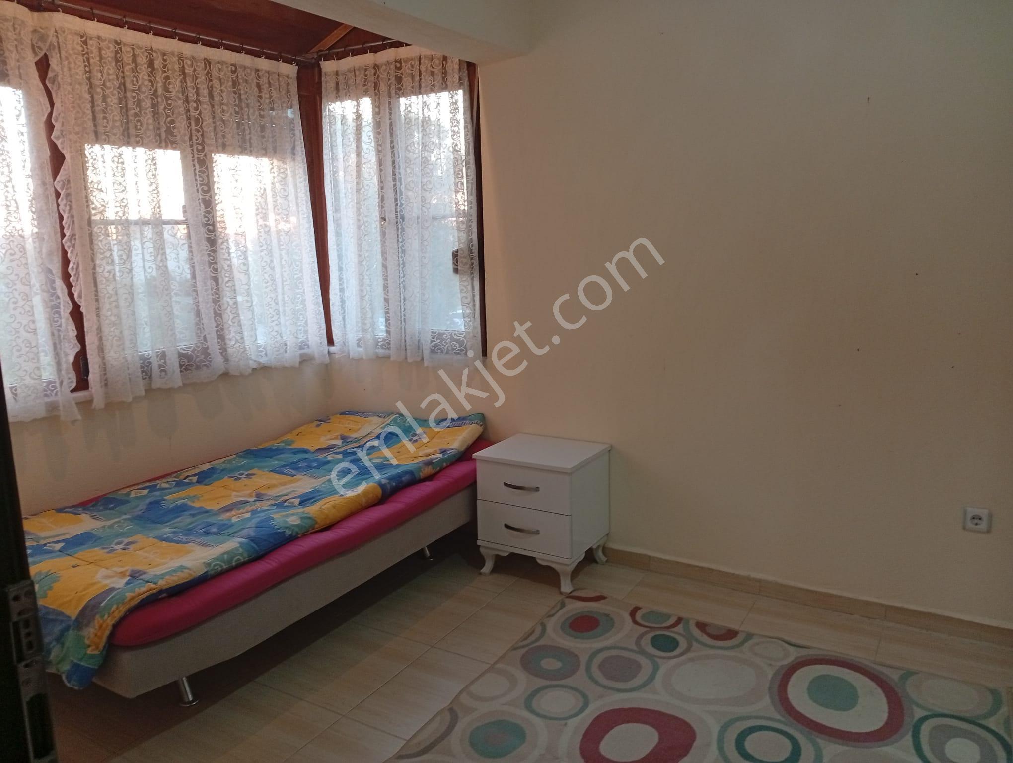 Aydın Didim Akbük'te Günlük Kiralık Merkezi Konumda Denize 600 Metre Eşyalı Bahçeli Yazlık - Görsel 22