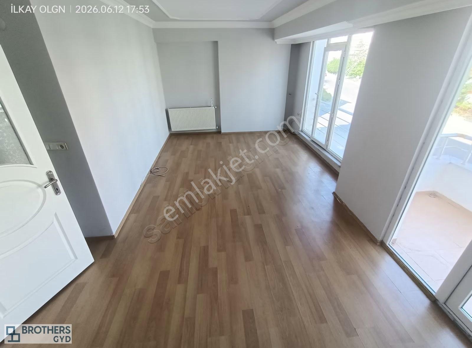 Brothersdan Kazımiye Mah Arakat 105m2 İskanlı Kiralık Daire - Görsel 2