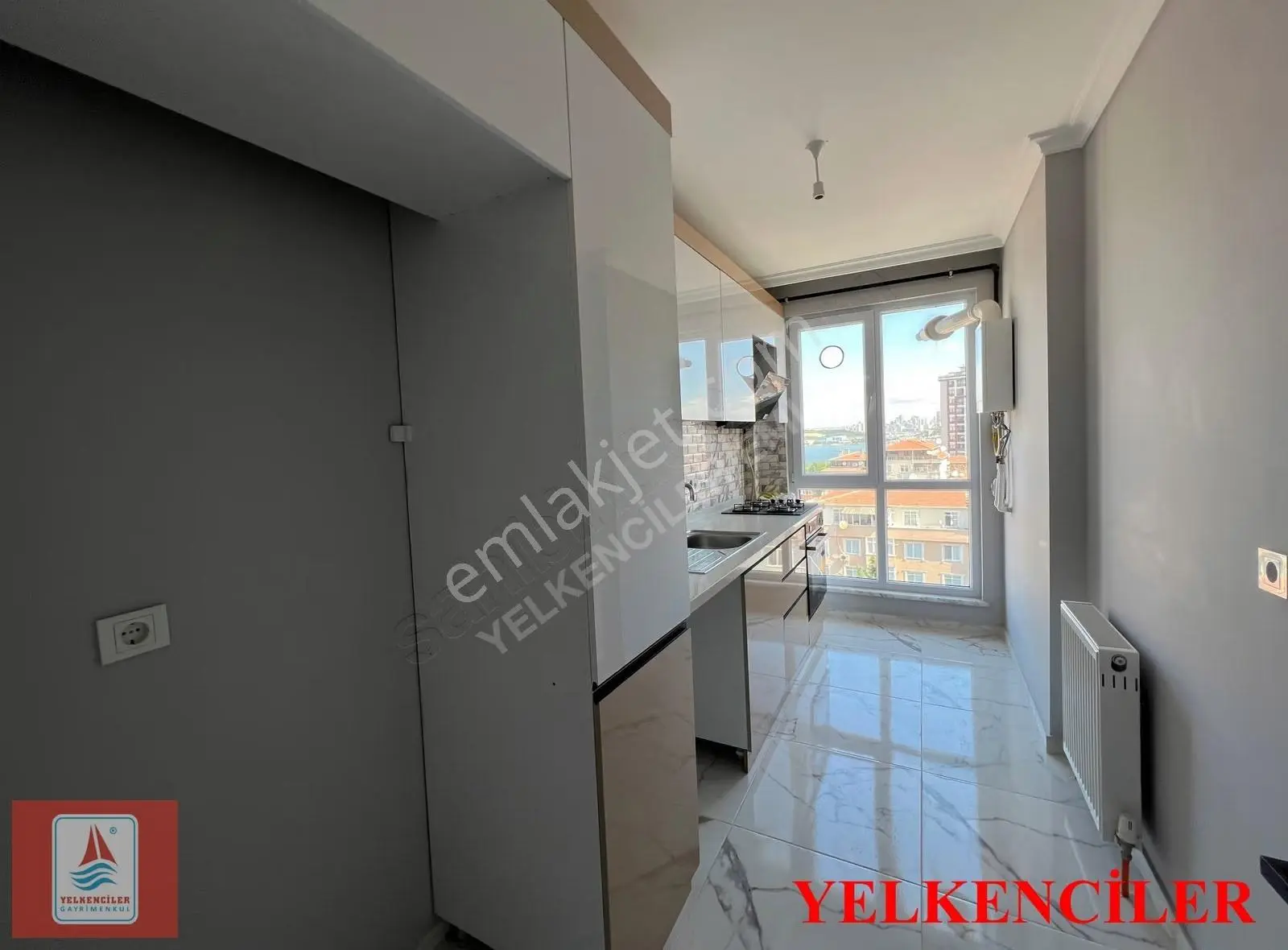 Küçükçekmece'de Göl Manzaralı, 7. Kat Kiralık 3+1 Daire - Görsel 3