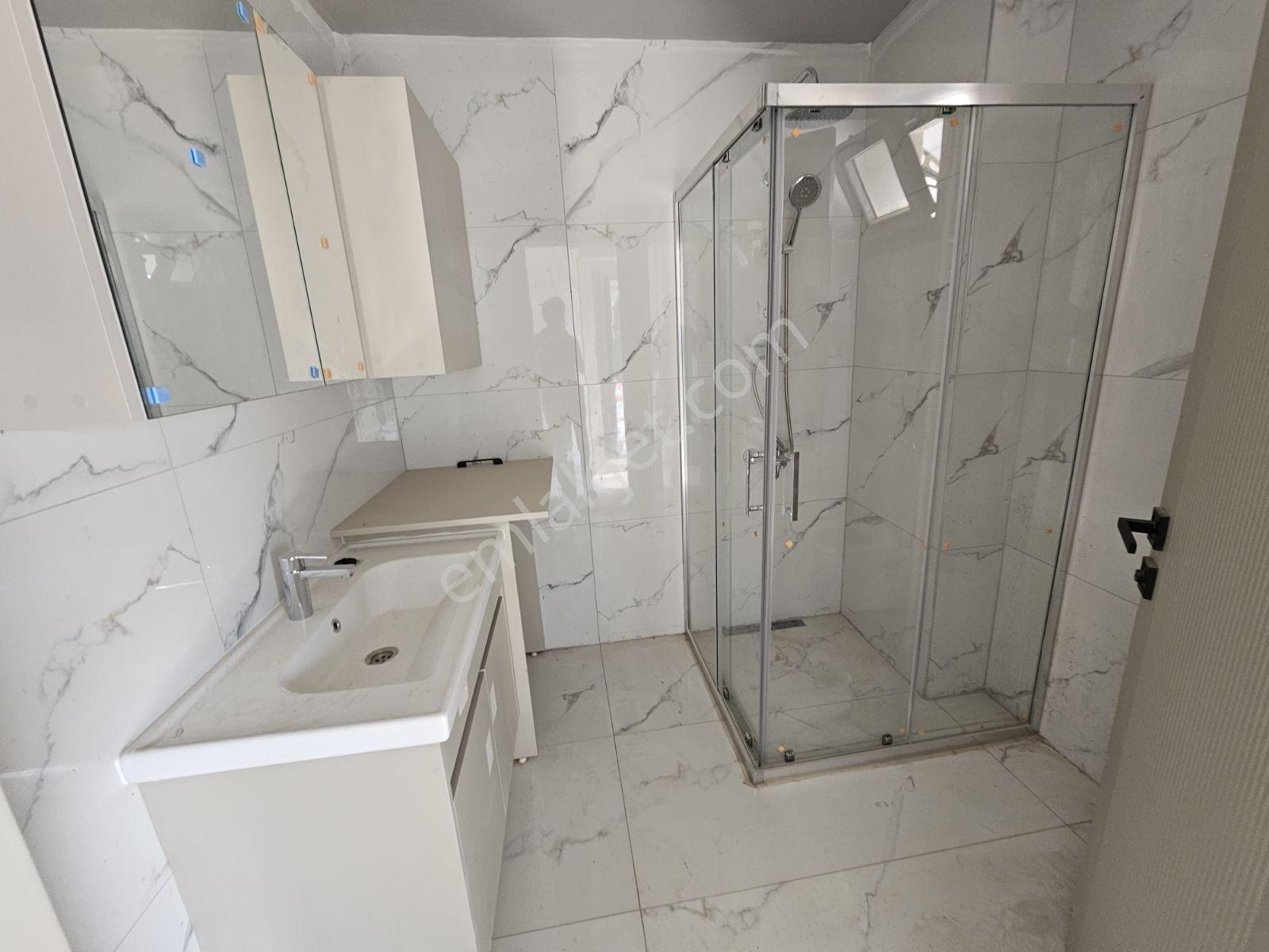 Manisa Karaali Villalar Bölgesinde Kiralık Yarı Eşyalı Daire 2+1 - Görsel 11