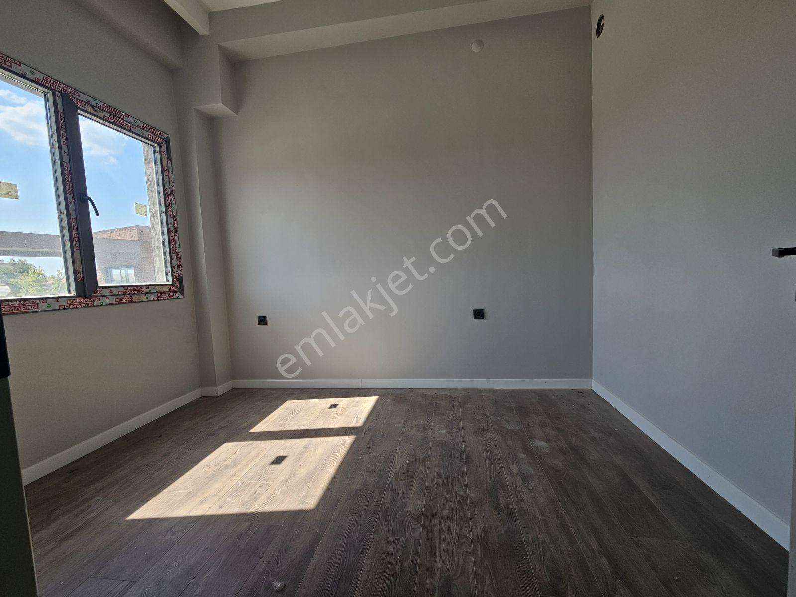 Manisa Karaali Villalar Bölgesinde Kiralık Yarı Eşyalı Daire 2+1 - Görsel 6
