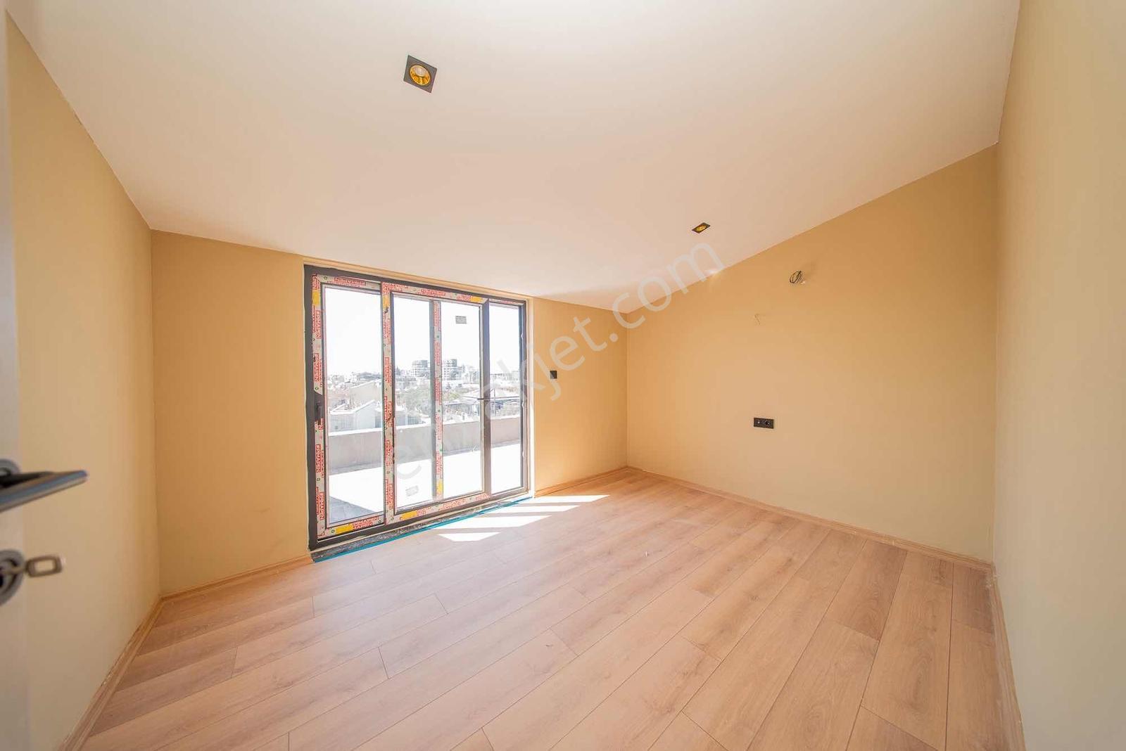 Ermenek Ayrı Mutfaklı İkiz Villa - Görsel 12