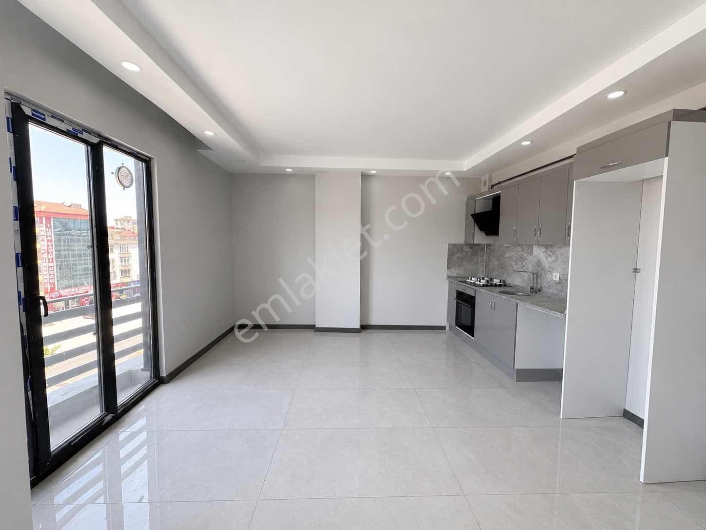 Çorlu Şeyhsinan Mahallesi Ana Cadde Üzerinde Sıfır 1+1 Kiralık - Görsel 9
