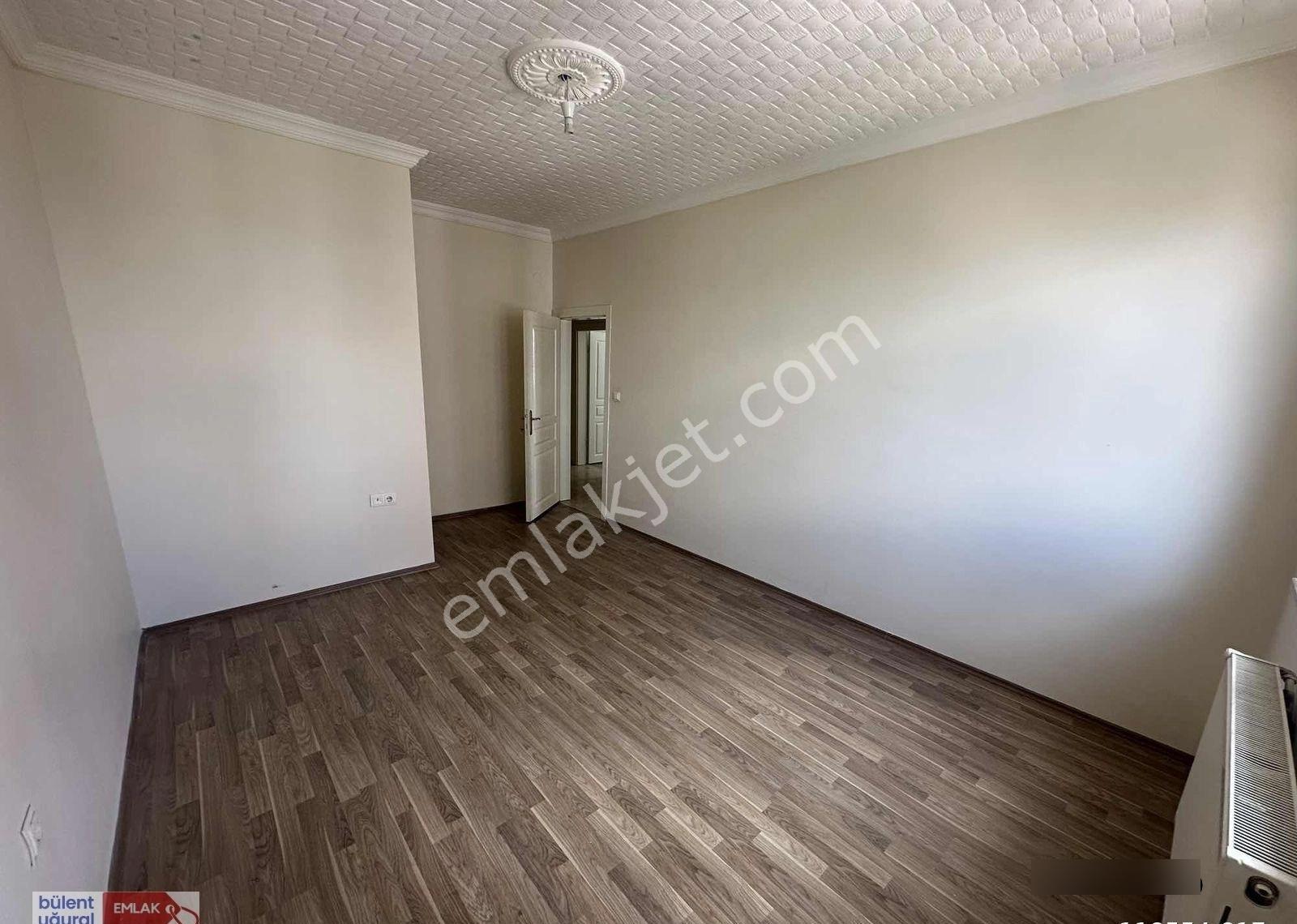 2000 Evler Mah.de Sultanpark Sitesinde D-g-b Cephe Satılık 4+1 - Görsel 34