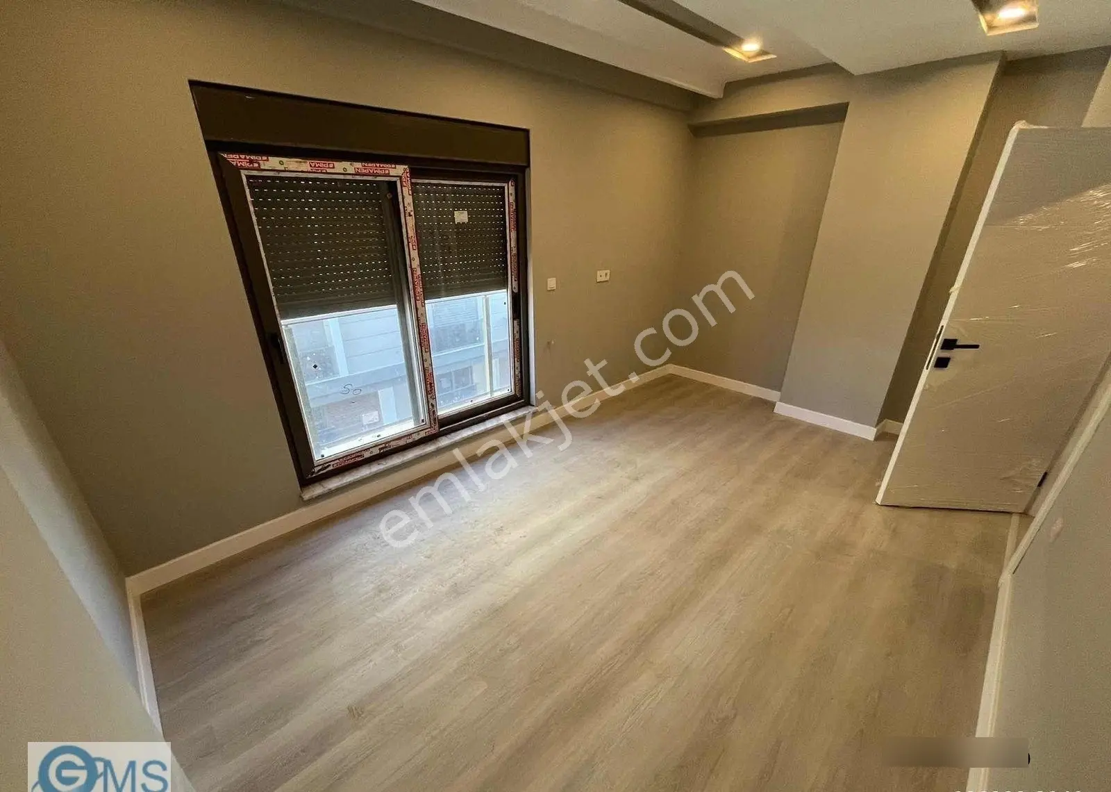 Ikeaya 1 Km | Havuzlu Site İçerisinde Sıfır İskanlı Daire - Görsel 2