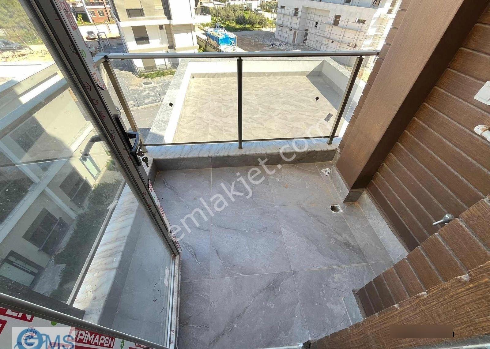 Ikeaya 1 Km | Havuzlu Site İçerisinde Sıfır İskanlı Daire - Görsel 15