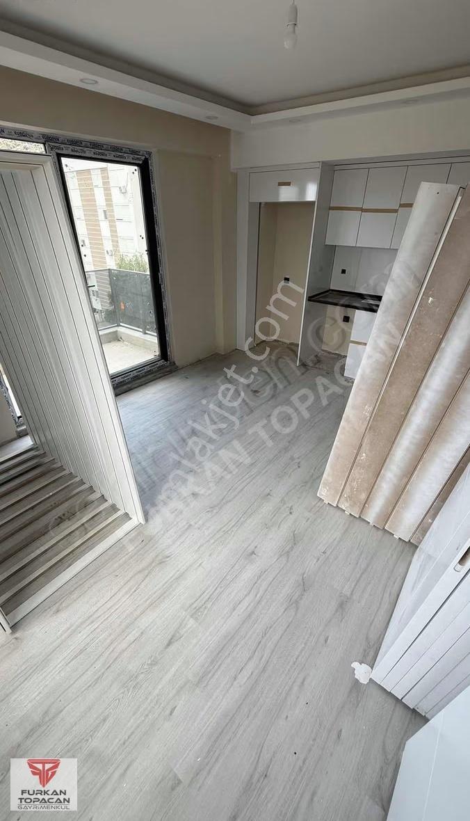 Şehir Merkezine Yürüme Mesafesinde Satılık 1+1 Daire - Görsel 8