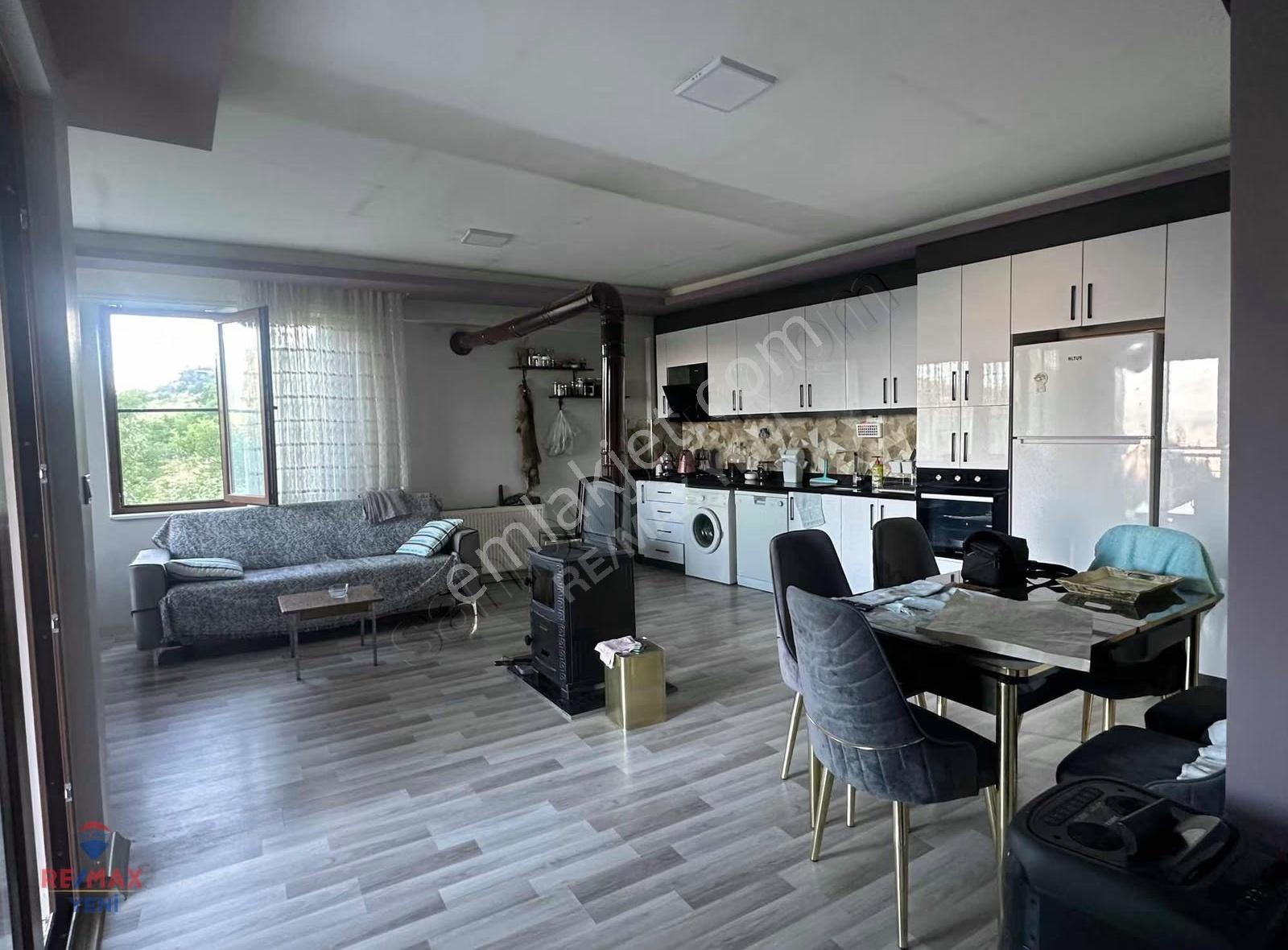 Remax Yeni Gayrimenkul'den Tömekte Eşyalı Kiralık Bağ Evi - Görsel 12