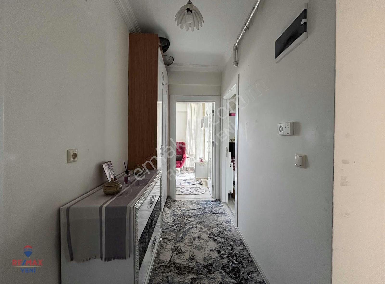 Remax Yeni'den Binevler Satılık Arakat Balkonlu 2+1 Daire - Görsel 13