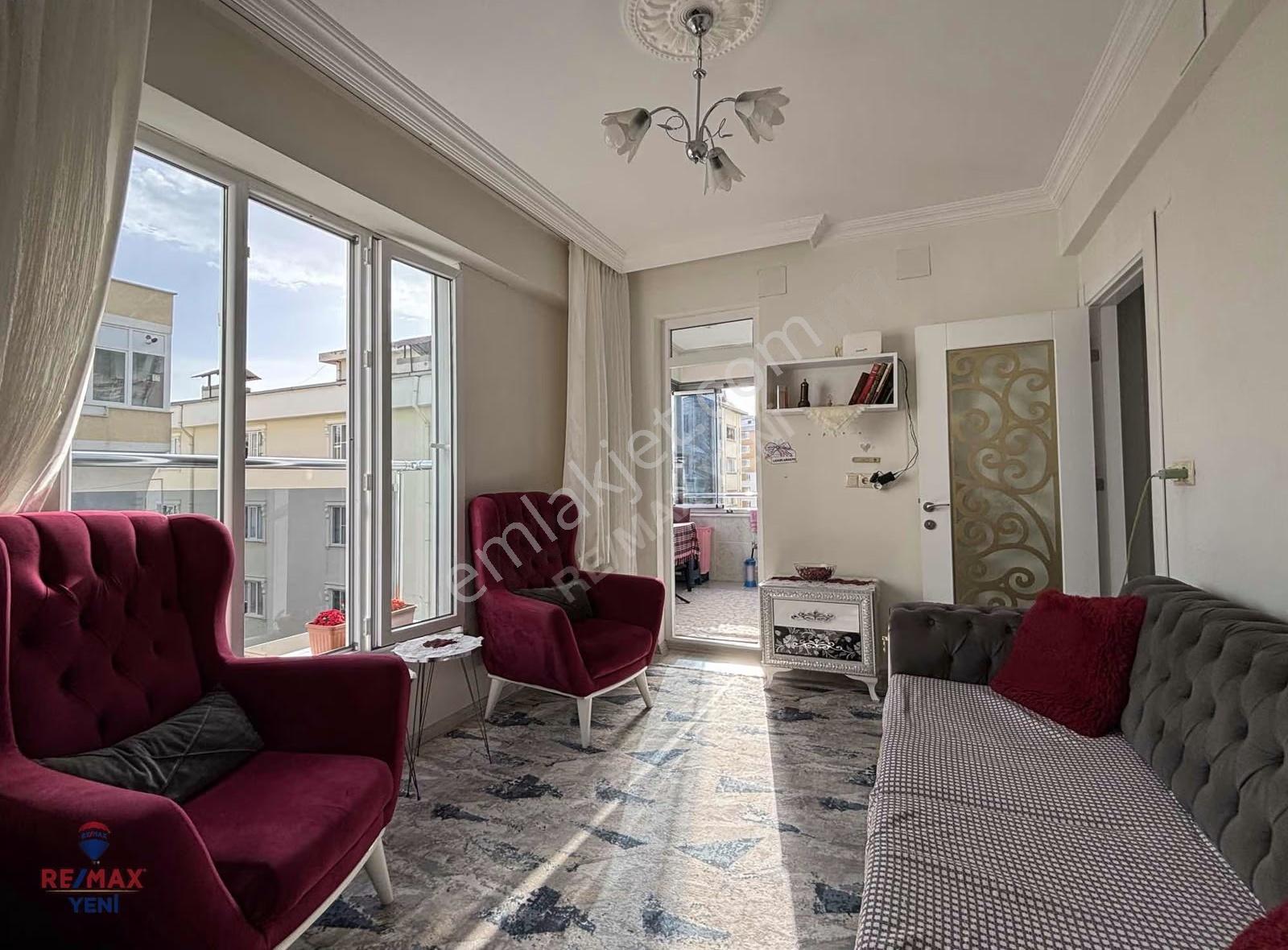 Remax Yeni'den Binevler Satılık Arakat Balkonlu 2+1 Daire - Görsel 7