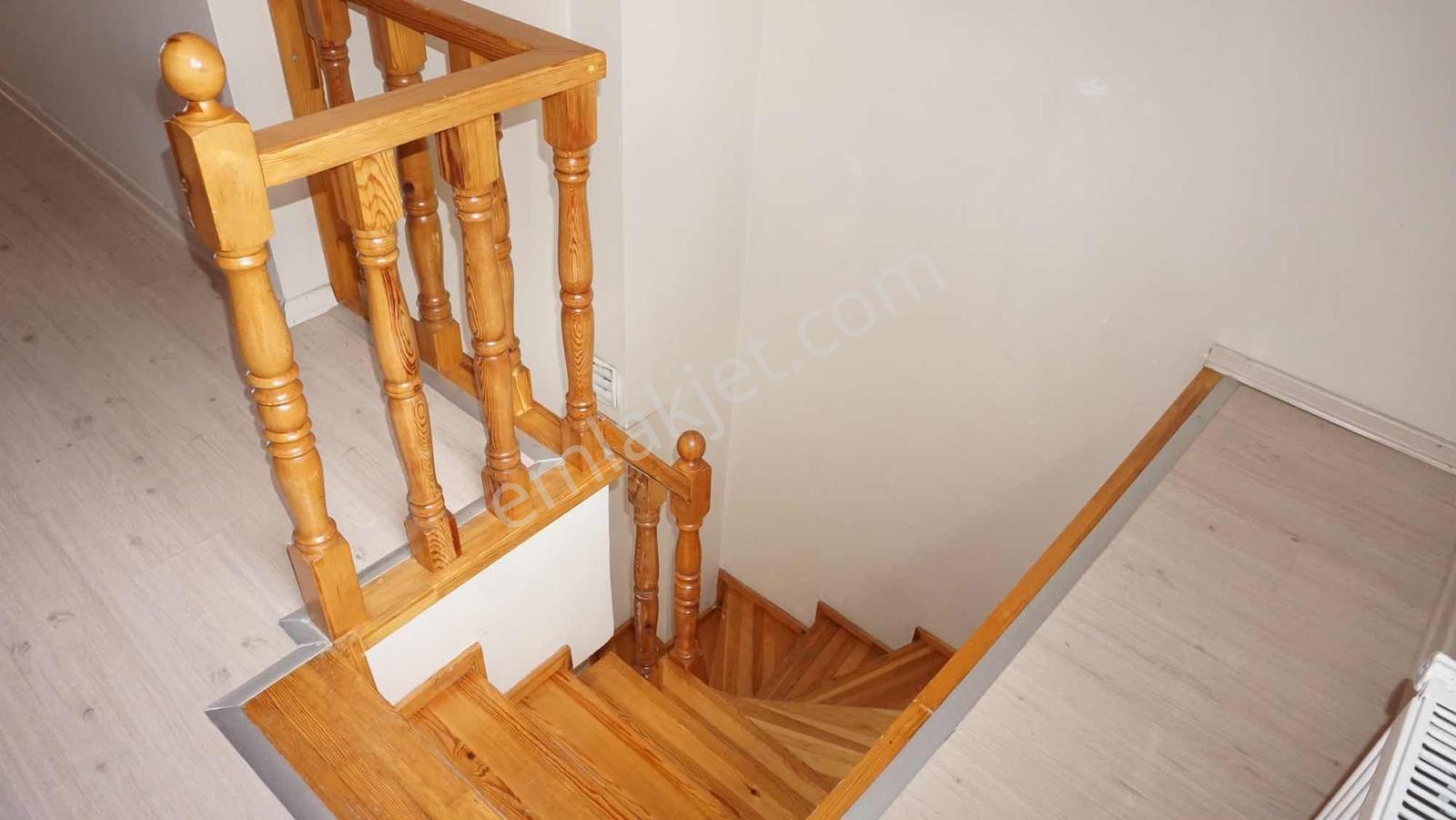 Ümraniye Çakmak'ta Teraslı Asansörlü 3+2 Kiralık Daire - Görsel 22