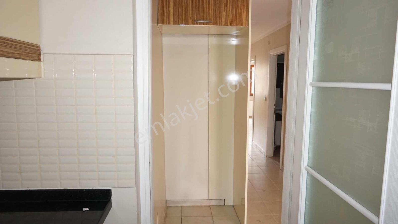 Ümraniye Çakmak'ta Teraslı Asansörlü 3+2 Kiralık Daire - Görsel 25