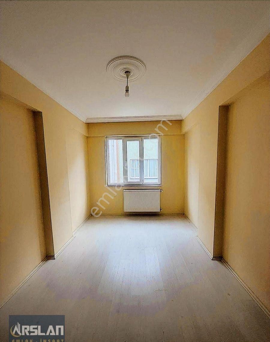 İnegöl Fatih Mah.de Kiralık Eşyasız 3+1 Daire - Görsel 14