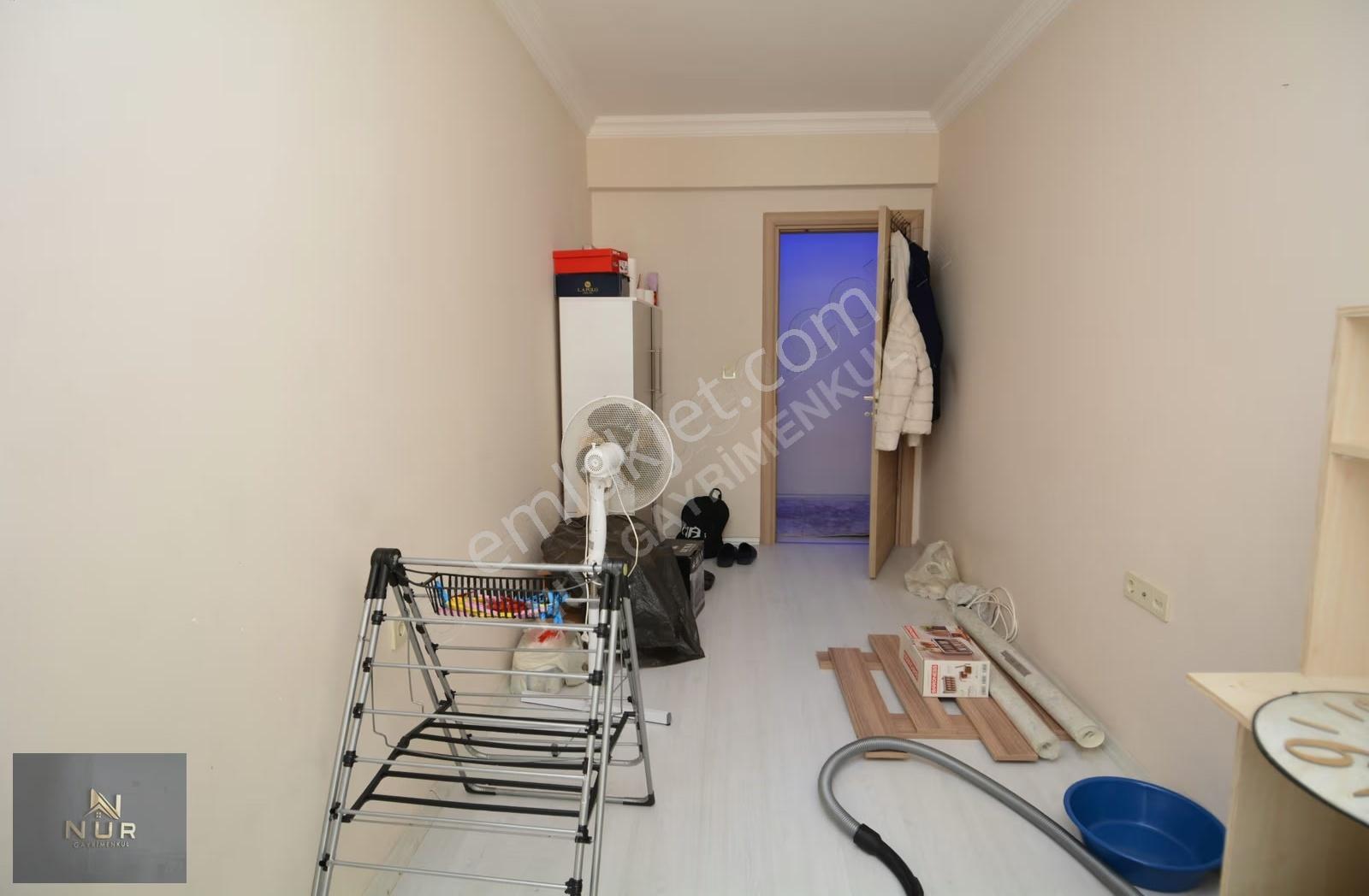 Bayraklı 2+1 Yeni Kapalı Mutfak Balkonlu Daire - Görsel 12