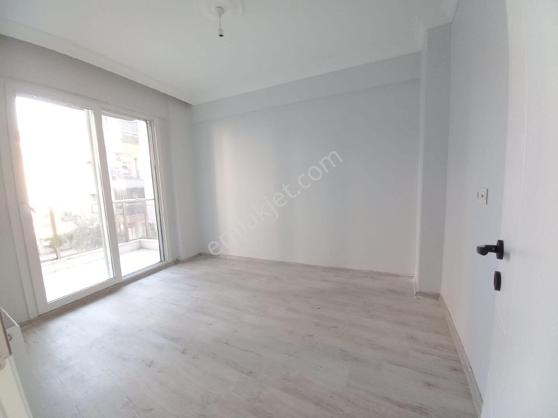 Bergama Fatih Mah Doğalgazlı Kapalı Mutfak Ara Kat 3+1 Daire Satılık - Görsel 24