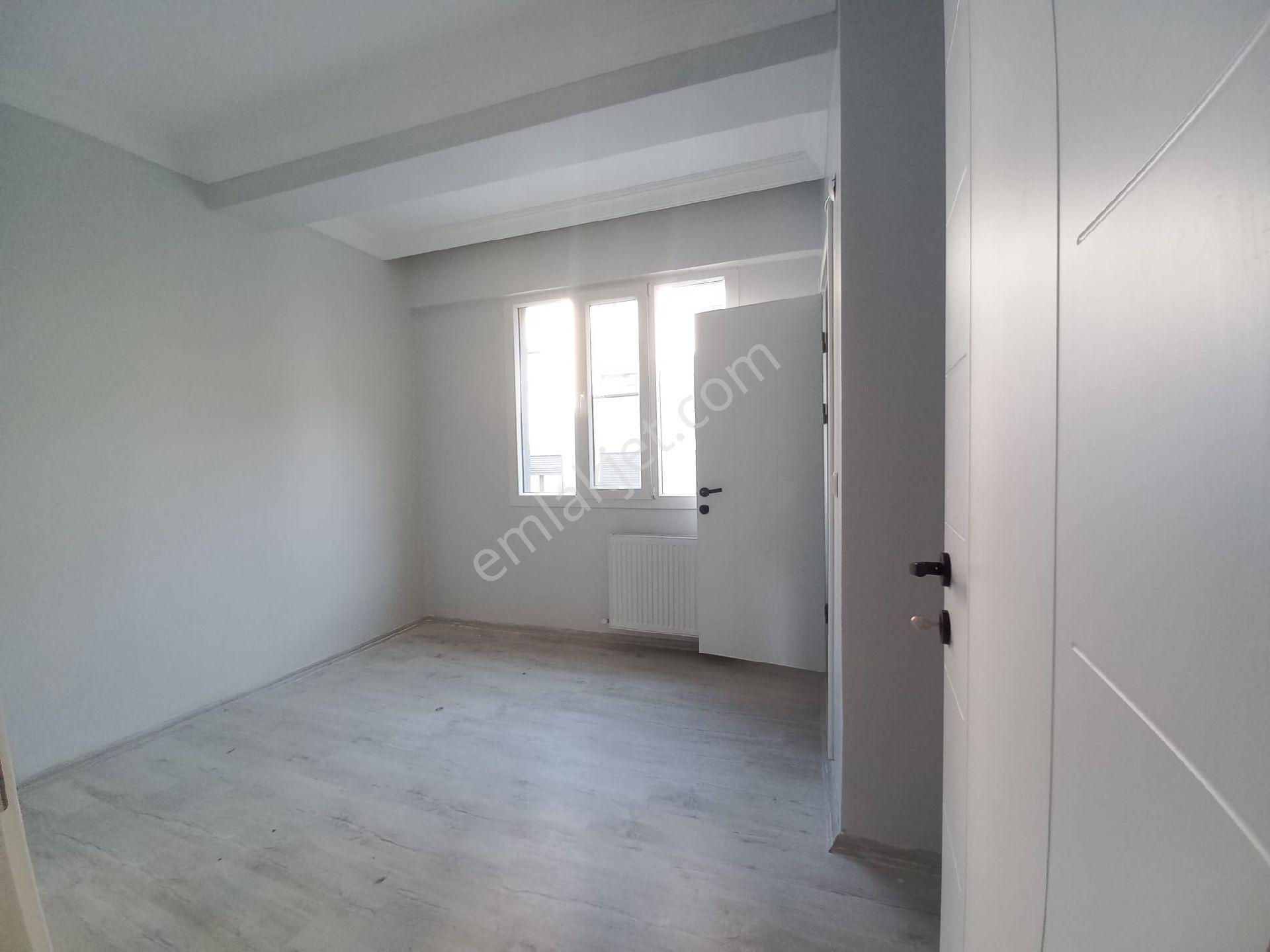 Bergama Fatih Mah Doğalgazlı Kapalı Mutfak Ara Kat 3+1 Daire Satılık - Görsel 28