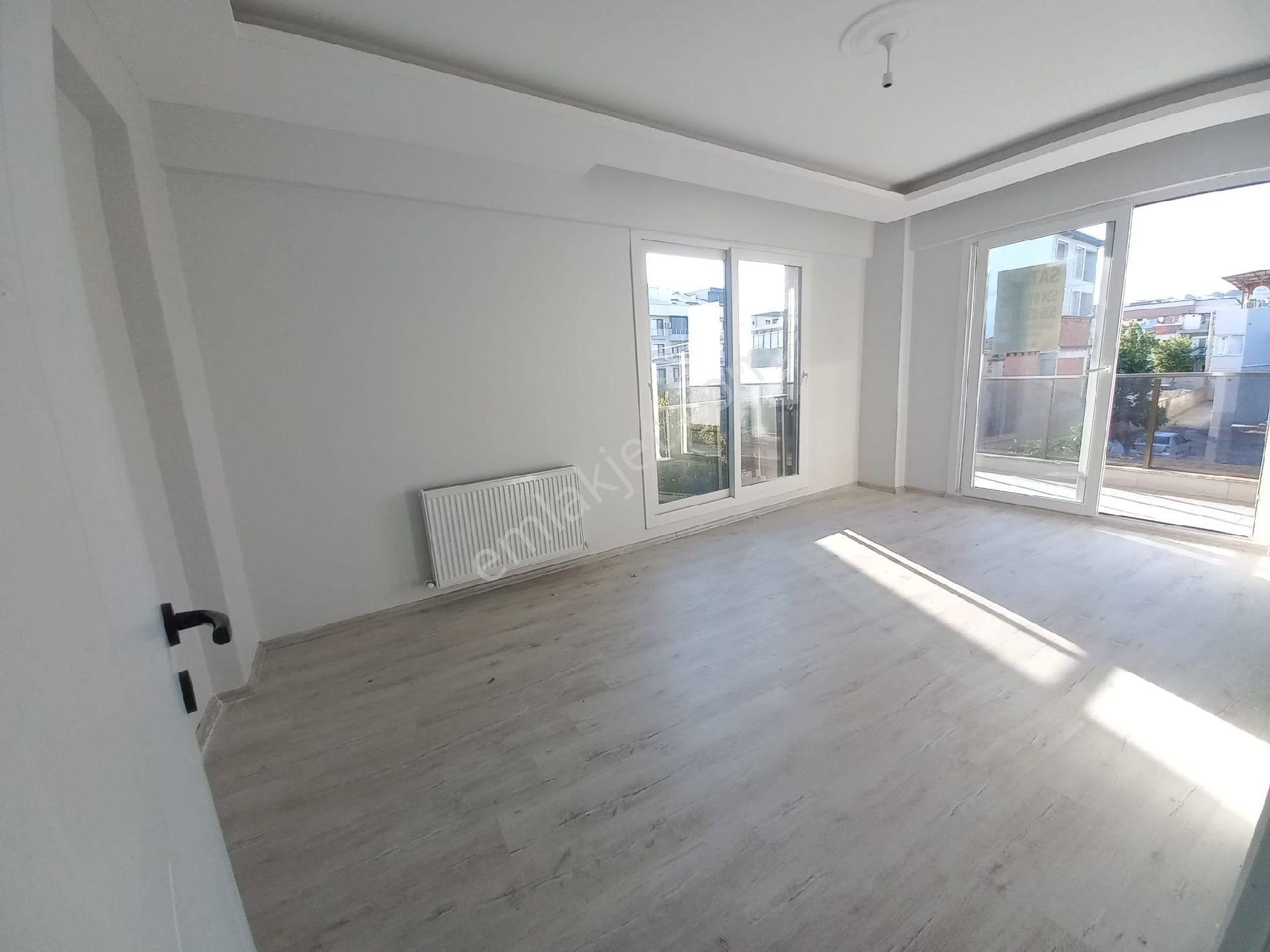 Bergama Fatih Mah Doğalgazlı Kapalı Mutfak Ara Kat 3+1 Daire Satılık - Görsel 21
