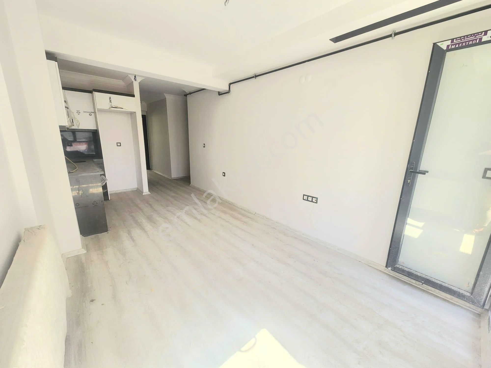 Bucanın Kalbinde Ferah Ve Aydınlık Sıfır 1+1 Taşınmaya Hazır Satılık Daire !! - Görsel 5