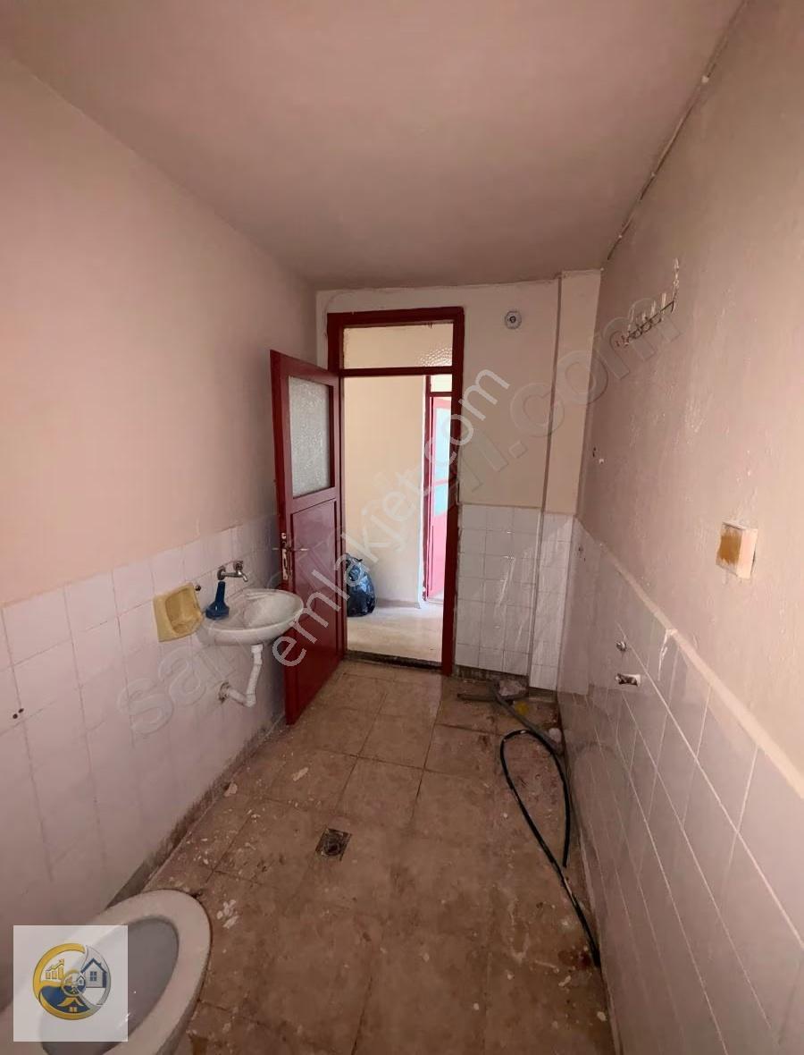 Bornova Altındağ'da Merkezi Konumda Kiralık Daire - Görsel 4
