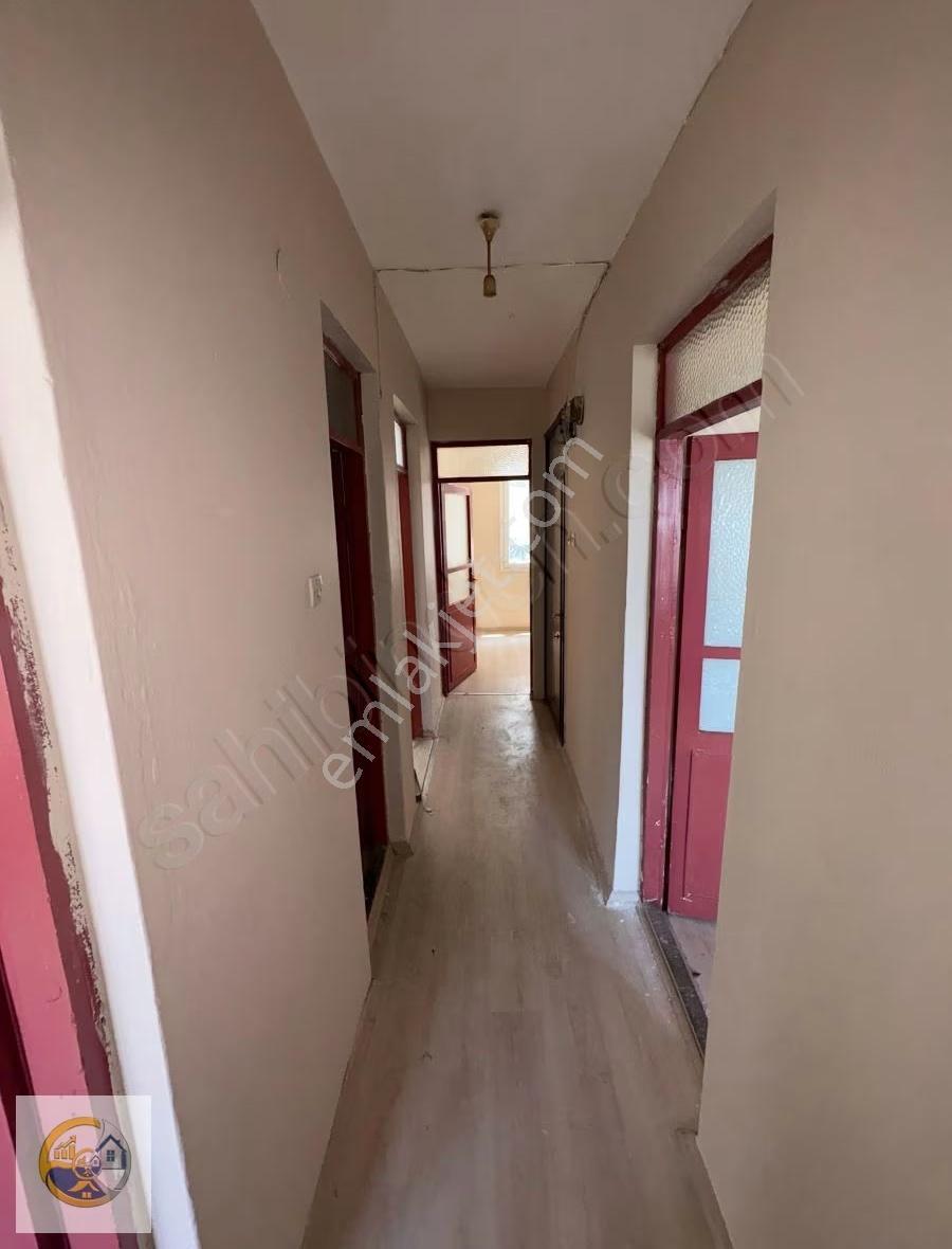 Bornova Altındağ'da Merkezi Konumda Kiralık Daire - Görsel 19