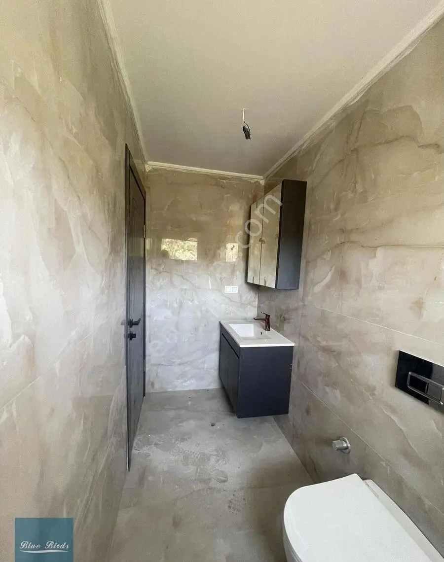 Kuşadası Soğucakta Köşe Konumlu Deniz Manzaralı Havuzlu Villa - Görsel 3