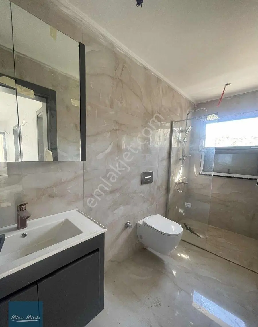 Kuşadası Soğucakta Köşe Konumlu Deniz Manzaralı Havuzlu Villa - Görsel 4