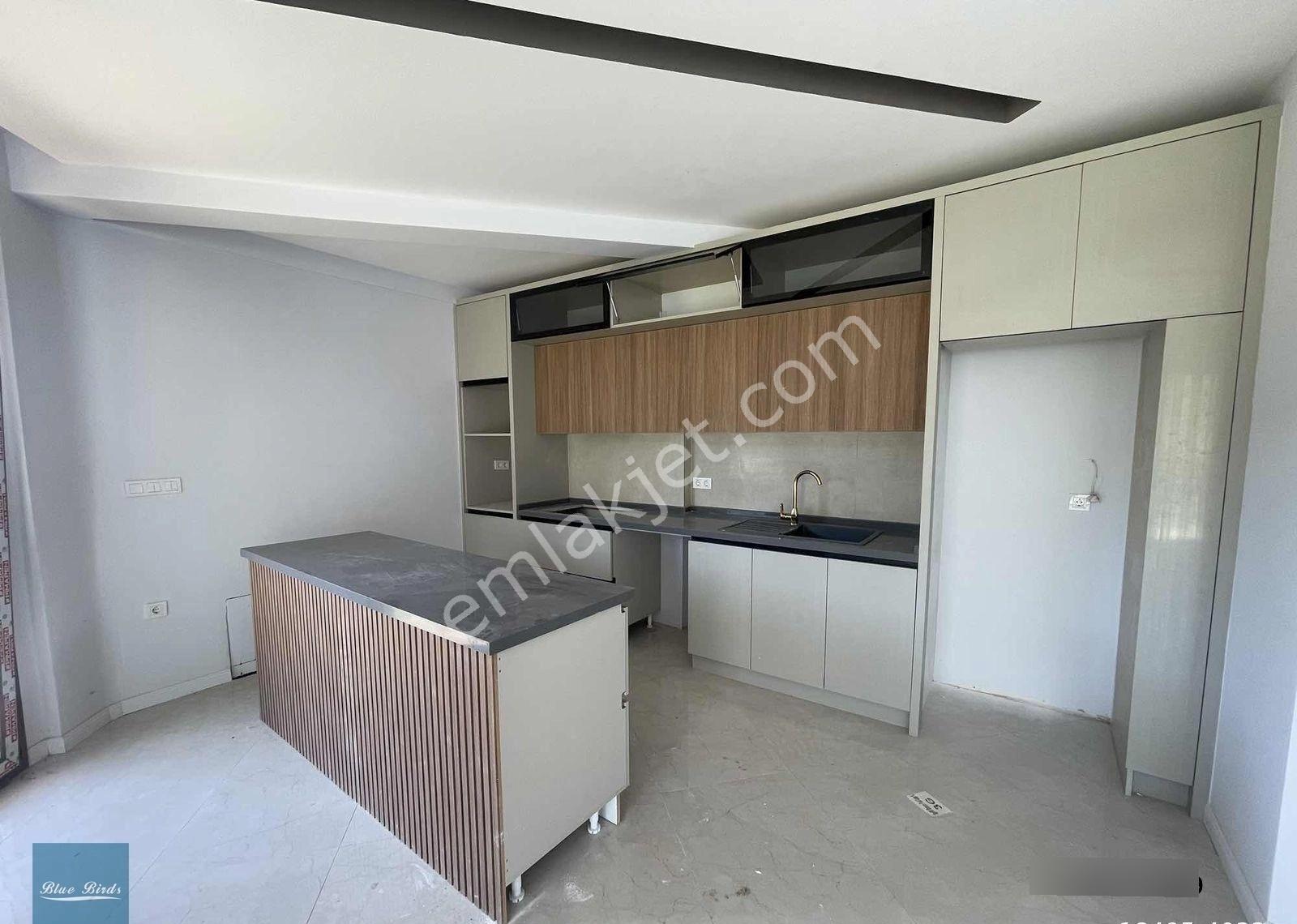 Kuşadası Soğucakta Köşe Konumlu Deniz Manzaralı Havuzlu Villa - Görsel 15