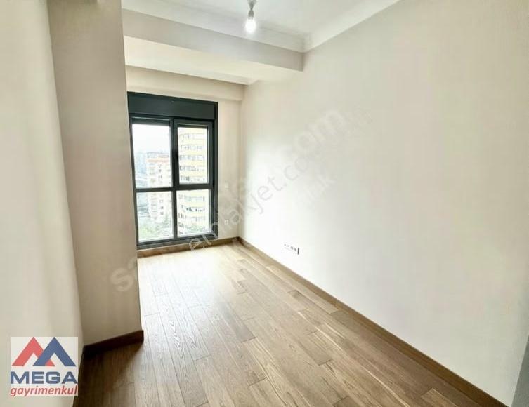 Mega'dan Suadiye Bağdata Yakın 135 M2 3+1 Balkonlu Sıfır - Görsel 15