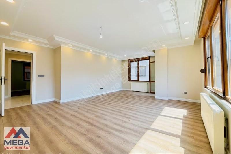 Mega'dan Caddebostan 130 M2 3+1 Balkonlu 2 Araç Otopark Fırsat - Görsel 3