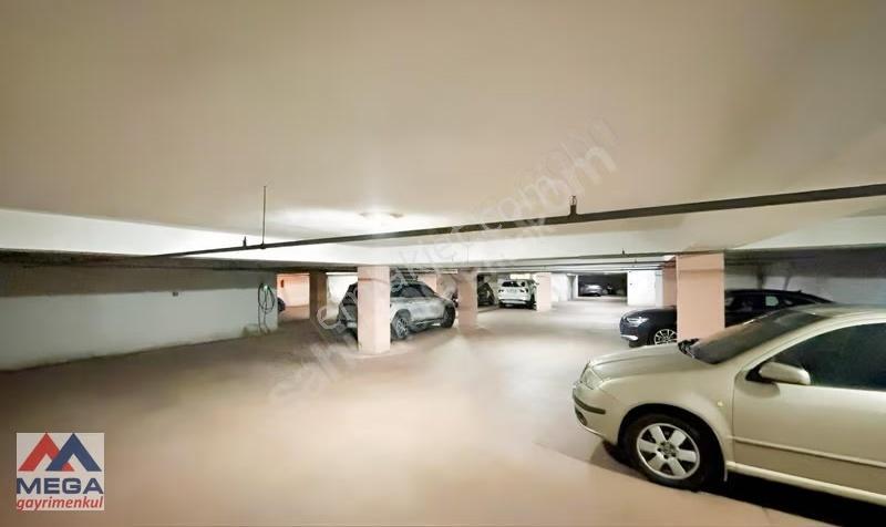 Mega'dan Caddebostan 130 M2 3+1 Balkonlu 2 Araç Otopark Fırsat - Görsel 11