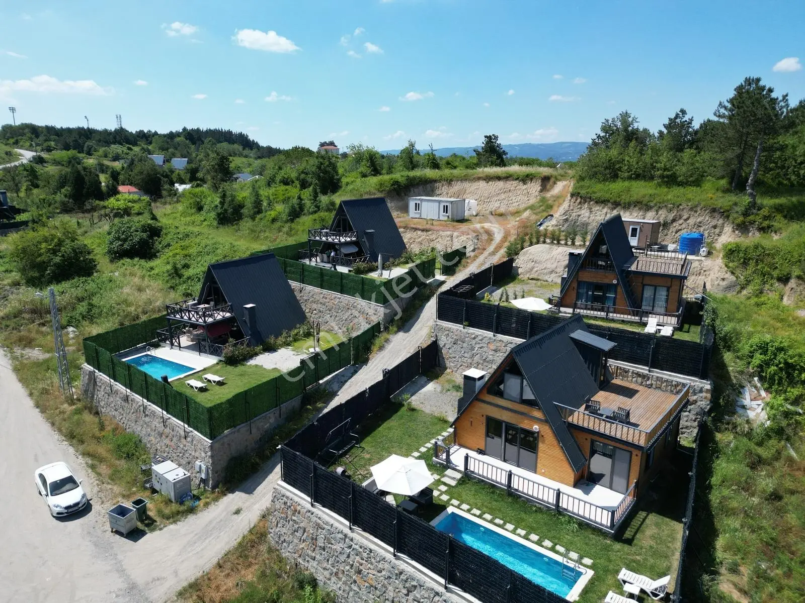 Turyaptan Sapanca'da % 100 4 Kat Turizm İmarlı Proje Arsası