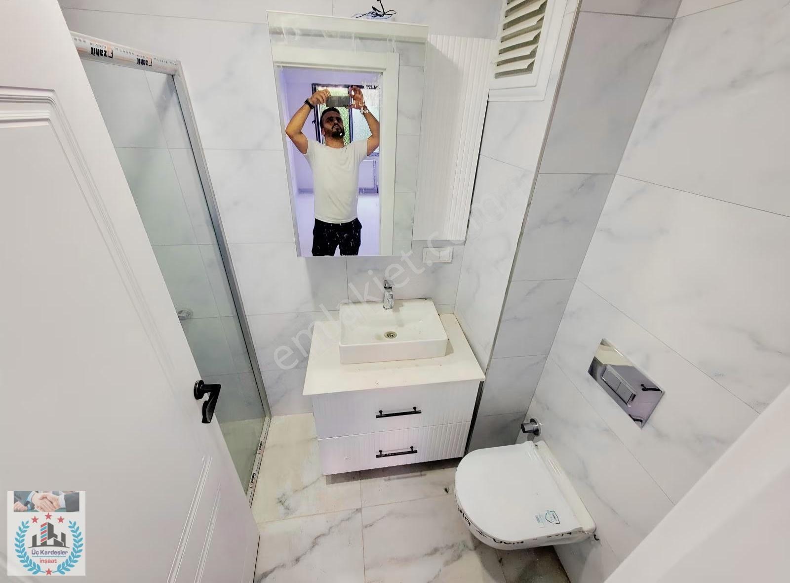 Bağcılar Kirazlı'da Metroya Yakın Oturuma Hazır Sitede Satlk Da. - Görsel 18