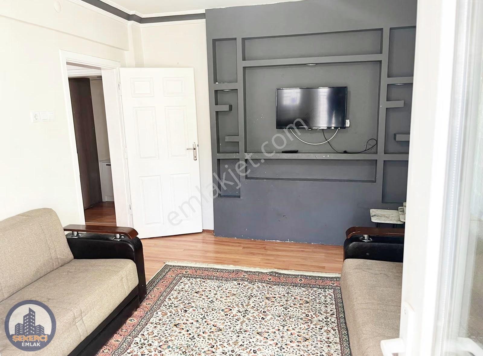 Şekerci Emlak'dan Esentepe Mah Eşyalı Kiralık Daire