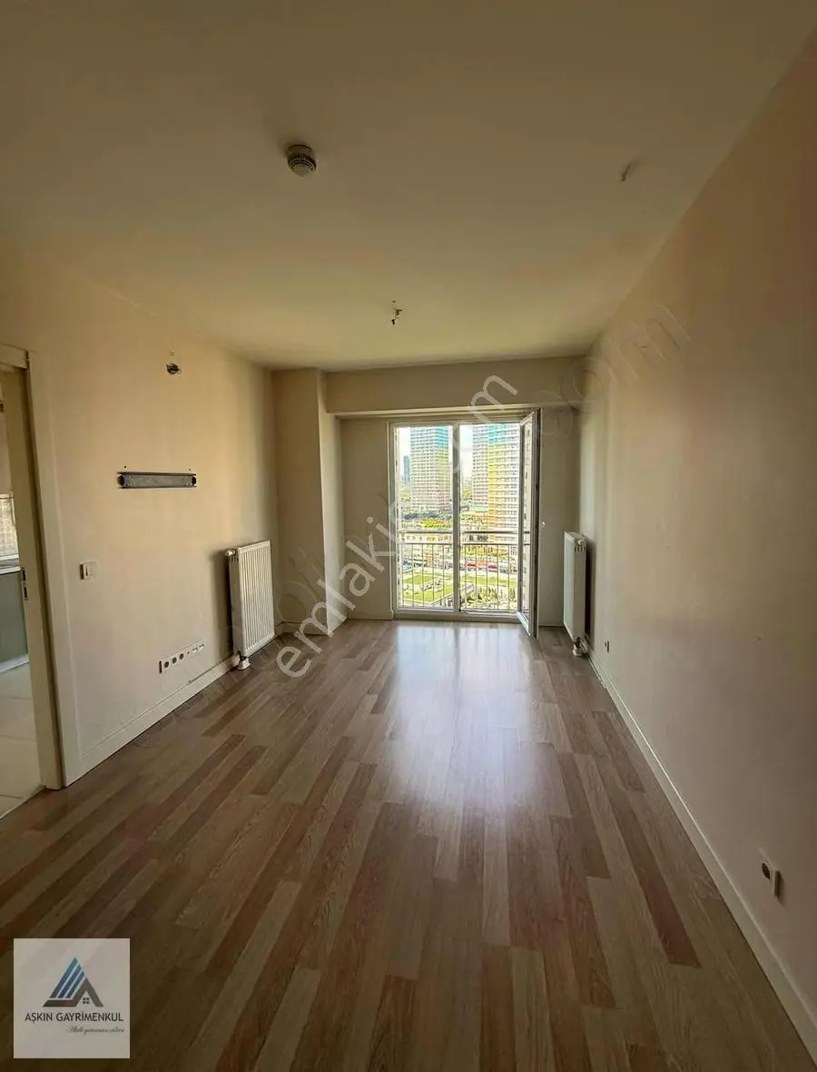 Ispartakule İnnovia Sitesi Kapalı Mutfak Dolaplı Kiralık 1+1