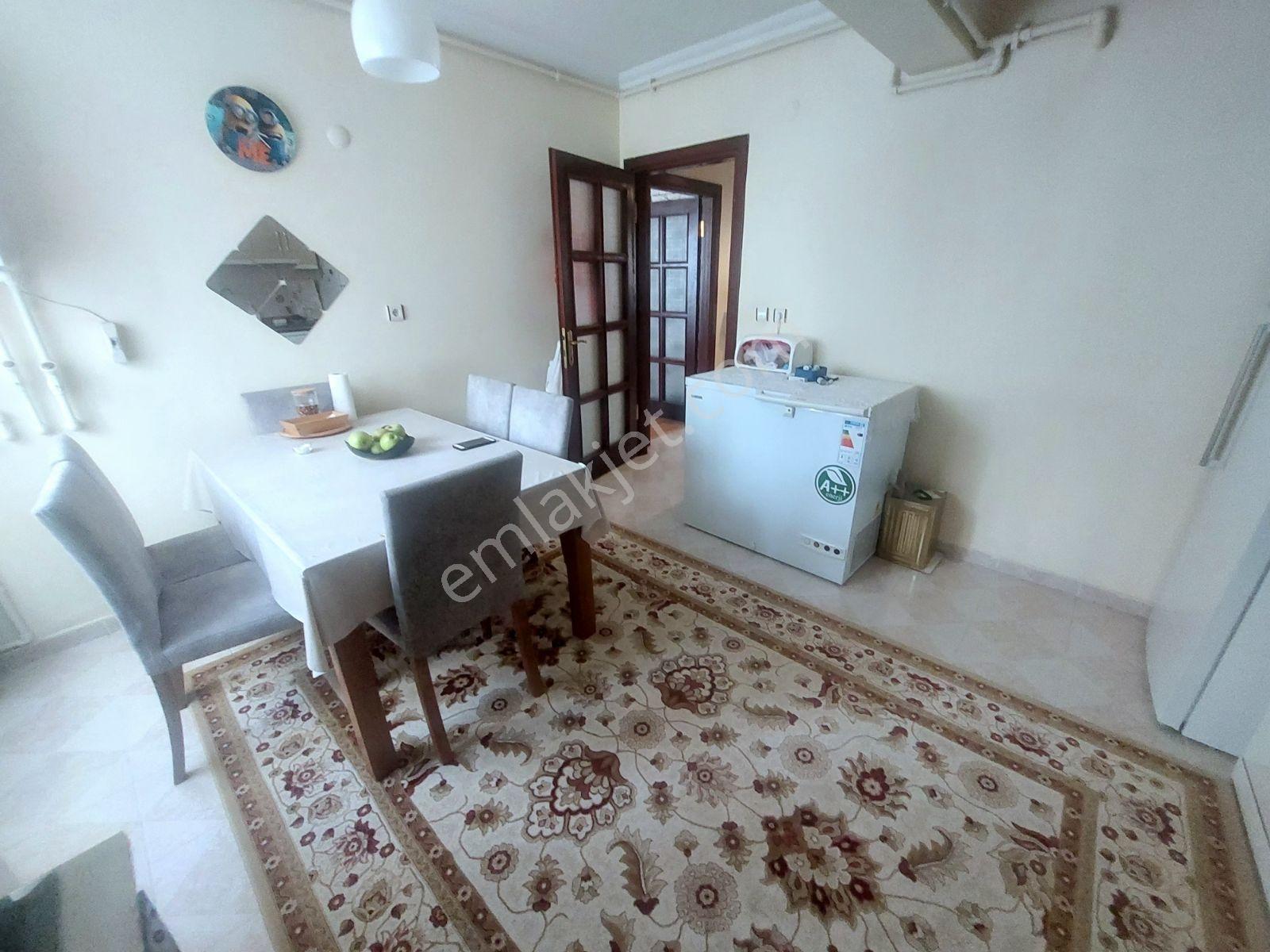 Mithatpaşa Caddesine 200 Metre /geniş /ferah/ 2+1/ Armağanevler - Görsel 3