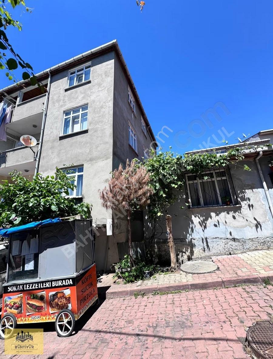 Sancaktepe Yenidoğan Mahallesinde Satılık 90m2 2+1 Daire